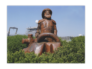 Wooden sculpture at Lakes Entrance product photo